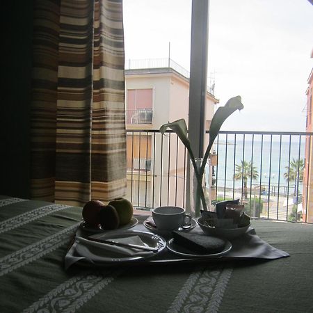 Hotel Elisabetta Sestri Levante Bagian luar foto