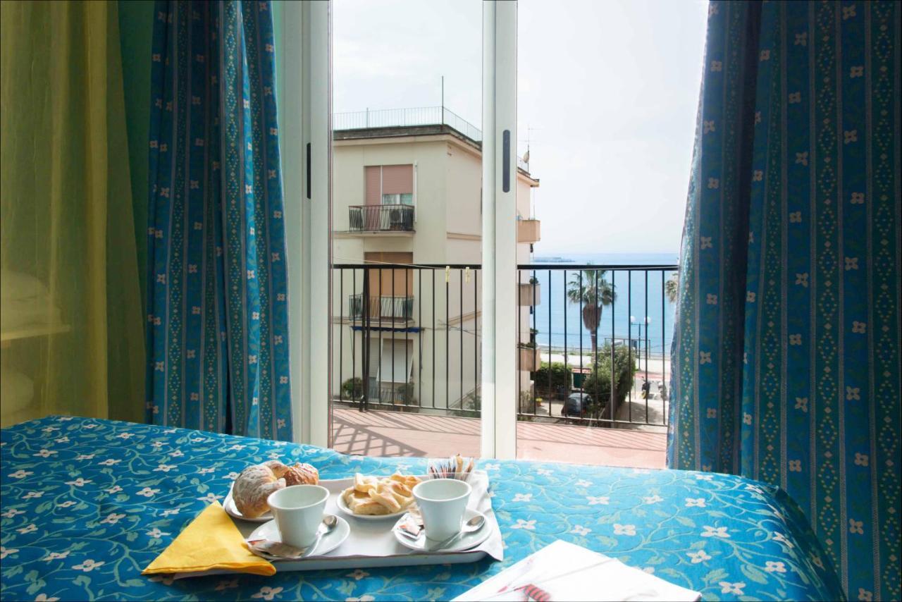 Hotel Elisabetta Sestri Levante Bagian luar foto